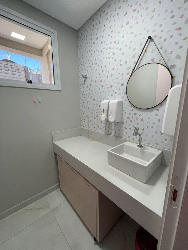 Sala Comercial de 33 m² no Cosmopolitan Business - São José dos Campos - 