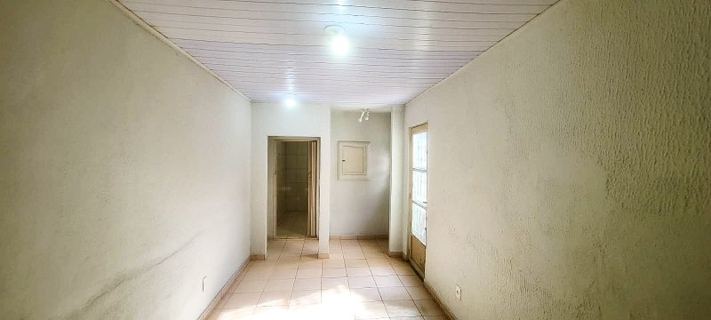 Casa com 70m², 01 dormitório e 01 banheiro Rua William Thomé Filho São Paulo - 