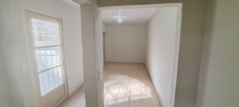 Casa com 70m², 01 dormitório e 01 banheiro Rua William Thomé Filho São Paulo - 