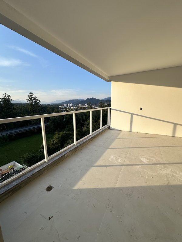Apartamento à venda, 3 suítes, 2 vagas de garagem. Aceita imóvel como parte do pagamento! Centro  Timbó - 