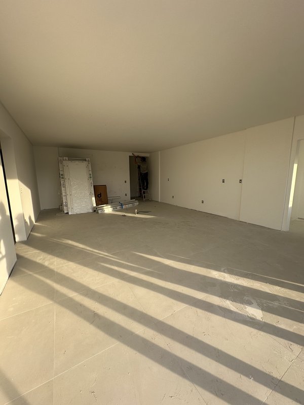 Apartamento à venda, 3 suítes, 2 vagas de garagem. Aceita imóvel como parte do pagamento! Centro  Timbó - 