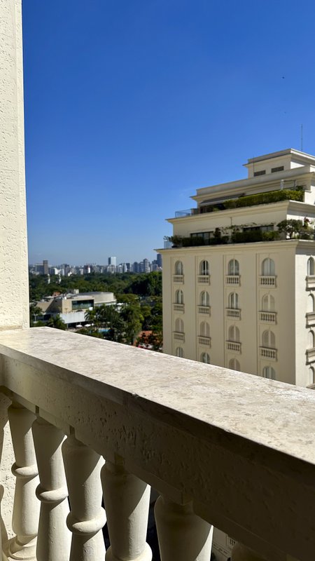 Apartamento 380m² no Jardim América 3 dorm 2 suítes 3 vagas Rua Cristóvão Diniz São Paulo - 