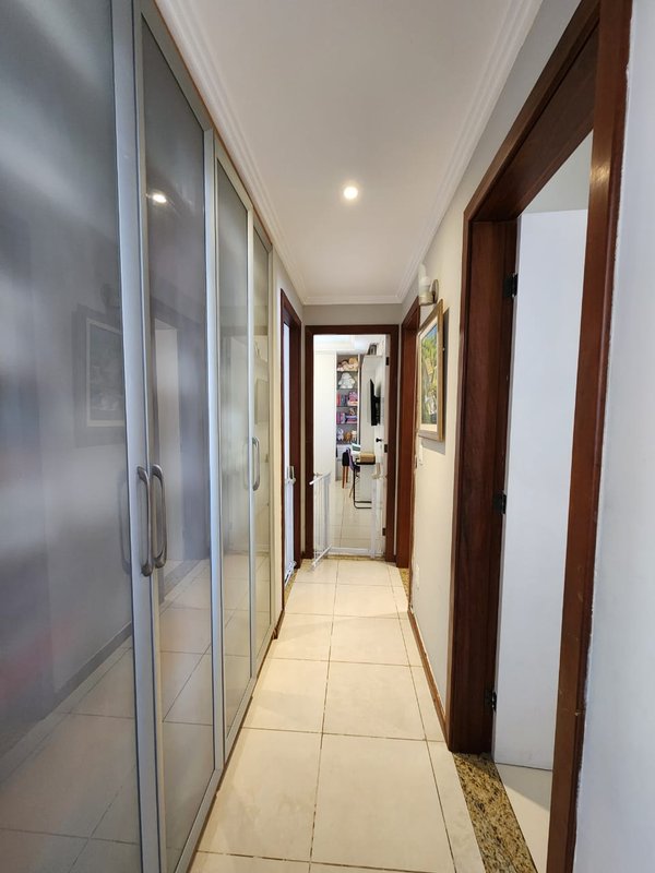 APARTAMENTO 4 SUÍTES VARANDAS ACADEMIA PISCINA 4 GARAGENS À VENDA CAMINHO DAS ÁRVORES! Rua do Benjoim Salvador - 