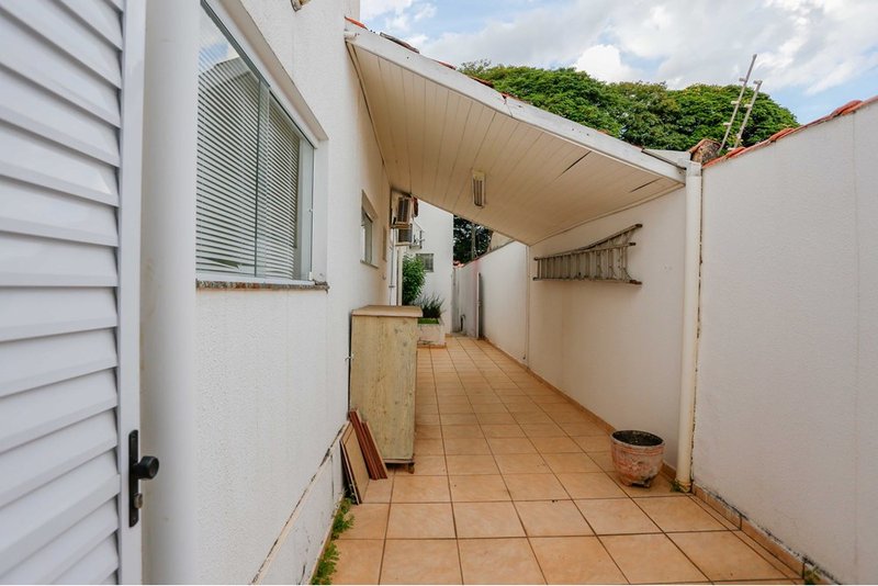 Casa à VENDA, 179m - 8 Dormitórios - R$ 528.000 - Jardim Paulistano - Sorocaba/SP Rua Natal Sorocaba - 