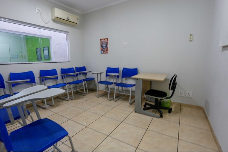 Casa à VENDA, 179m - 8 Dormitórios - R$ 528.000 - Jardim Paulistano - Sorocaba/SP Rua Natal Sorocaba - 