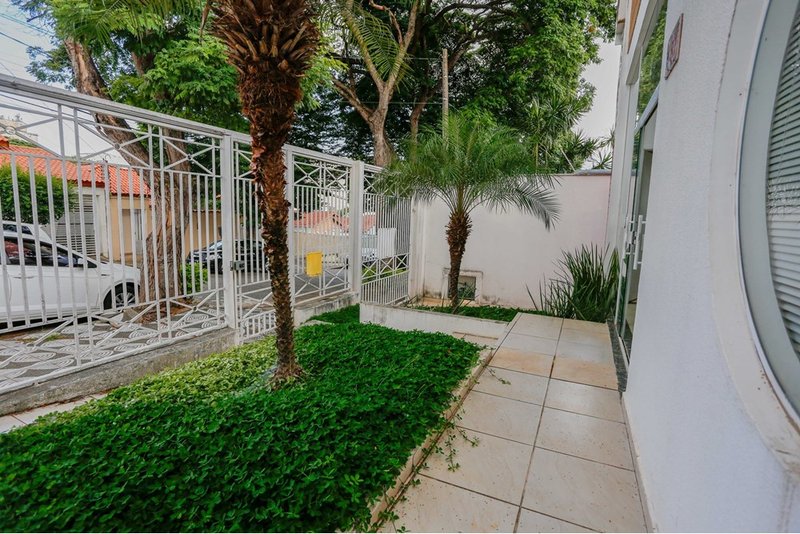 Casa à VENDA, 179m - 8 Dormitórios - R$ 528.000 - Jardim Paulistano - Sorocaba/SP Rua Natal Sorocaba - 