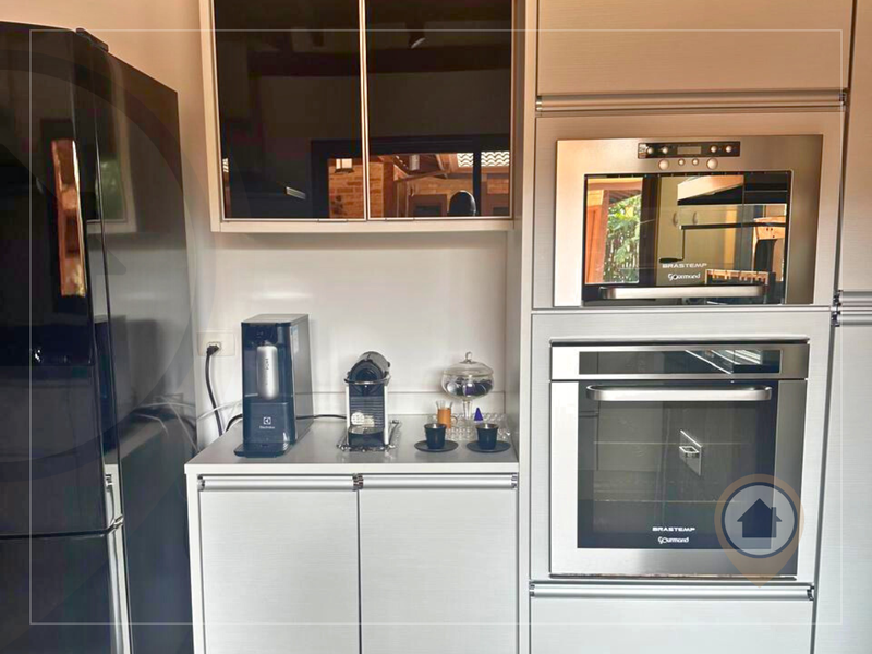 CASA À VENDA COM 350 M² | 3 QUARTOS | 1 SUÍTE | 4 BANHO | 2 VAGAS | SERRA DA CANTAREIRA! - Mairiporã - 