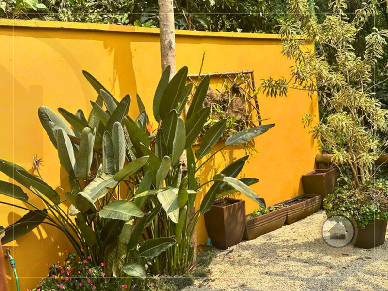CASA À VENDA COM 350 M² | 3 QUARTOS | 1 SUÍTE | 4 BANHO | 2 VAGAS | SERRA DA CANTAREIRA! - Mairiporã - 