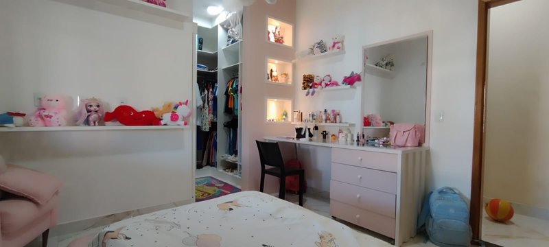 CHÁCARA COM 5.025 METROS EM CAÇAPAVA, S.P - Caçapava - 