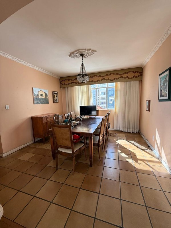 APARTAMENTO NASCENTE 4 QUARTOS 2 SUÍTES VARANDA LAVABO 2 GARAGENS À VENDA NA GRAÇA! Avenida Euclydes da Cunha Salvador - 