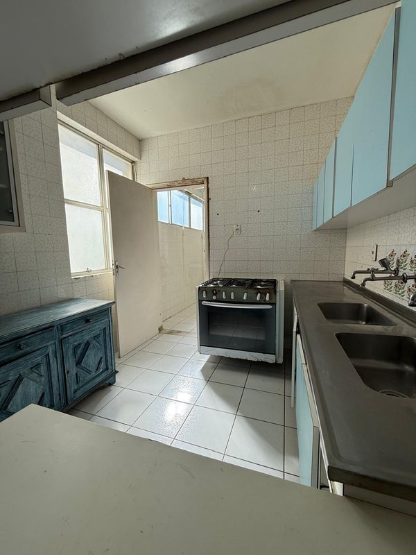 APARTAMENTO NASCENTE 4 QUARTOS 2 SUÍTES VARANDA LAVABO 2 GARAGENS À VENDA NA GRAÇA! Avenida Euclydes da Cunha Salvador - 