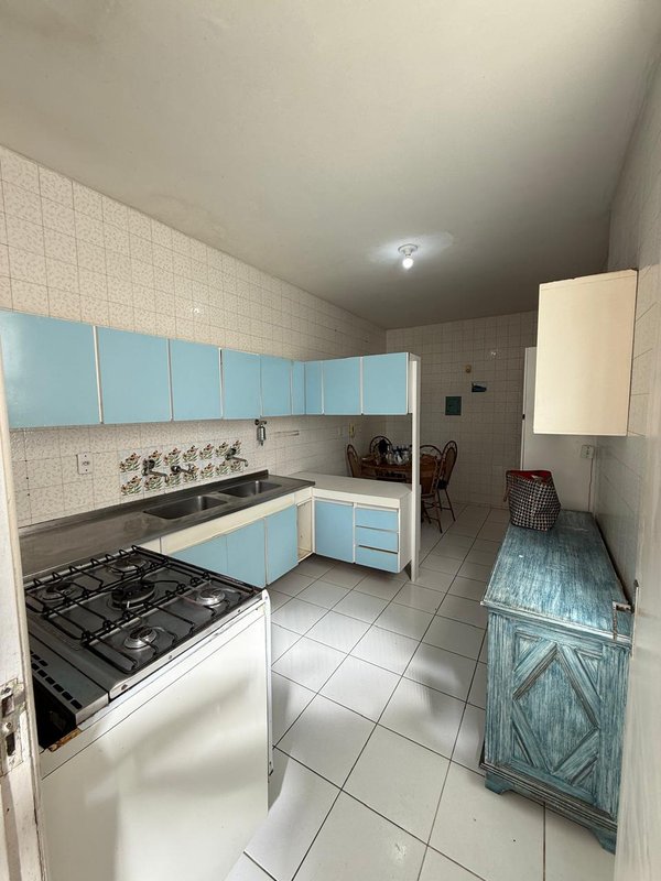 APARTAMENTO NASCENTE 4 QUARTOS 2 SUÍTES VARANDA LAVABO 2 GARAGENS À VENDA NA GRAÇA! Avenida Euclydes da Cunha Salvador - 