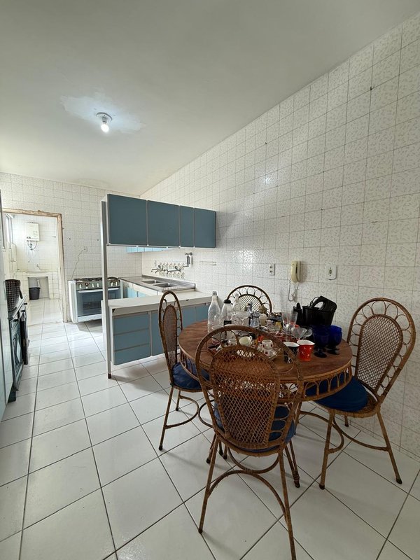 APARTAMENTO NASCENTE 4 QUARTOS 2 SUÍTES VARANDA LAVABO 2 GARAGENS À VENDA NA GRAÇA! Avenida Euclydes da Cunha Salvador - 