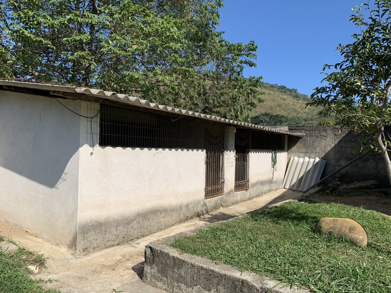  Casa à Venda no Bairro Cotia - Guapimirim/RJ Rua Santa Constança Guapimirim - 