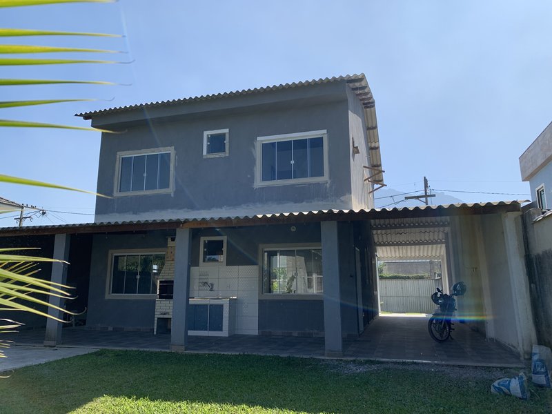  Casa à Venda no Bairro Cotia - Guapimirim/RJ Rua Santa Constança Guapimirim - 