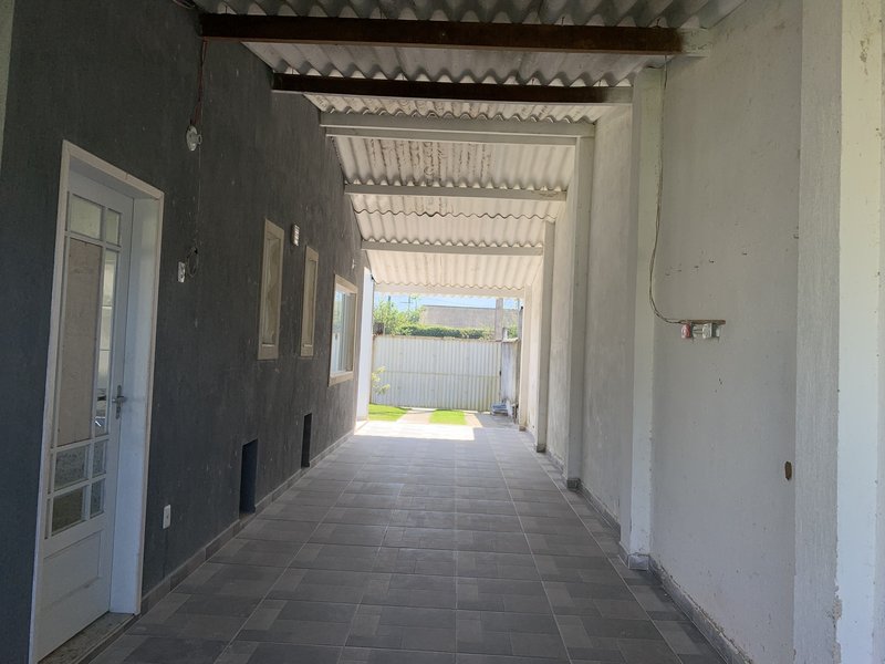  Casa à Venda no Bairro Cotia - Guapimirim/RJ Rua Santa Constança Guapimirim - 