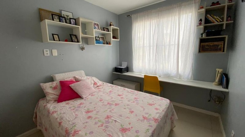 APARTAMENTO NASCENTE 2 QUARTOS DEPENDÊNCIA COMPLETA GARAGEM À VENDA NA BARRA! Rua Comendador Bernardo Catarino Salvador - 