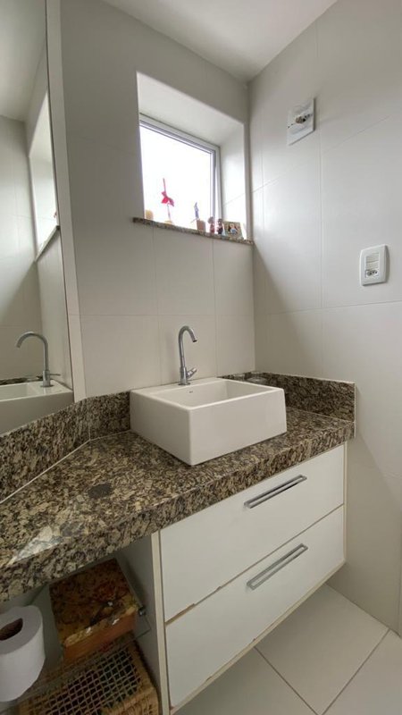 APARTAMENTO NASCENTE 2 QUARTOS DEPENDÊNCIA COMPLETA GARAGEM À VENDA NA BARRA! Rua Comendador Bernardo Catarino Salvador - 