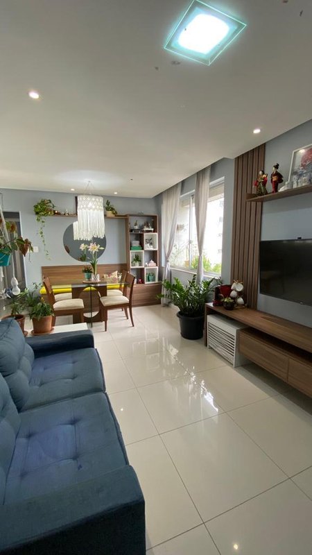 APARTAMENTO NASCENTE 2 QUARTOS DEPENDÊNCIA COMPLETA GARAGEM À VENDA NA BARRA! Rua Comendador Bernardo Catarino Salvador - 