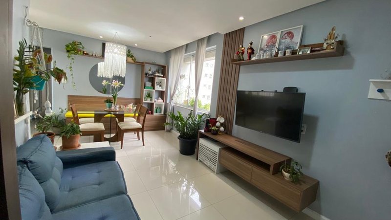APARTAMENTO NASCENTE 2 QUARTOS DEPENDÊNCIA COMPLETA GARAGEM À VENDA NA BARRA! Rua Comendador Bernardo Catarino Salvador - 