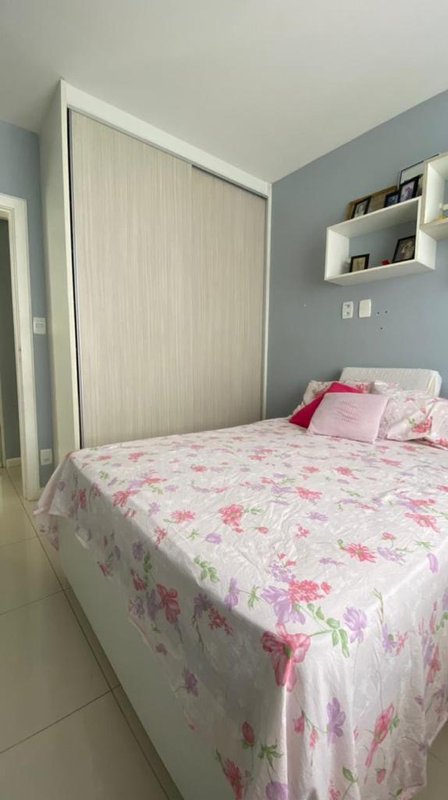 APARTAMENTO NASCENTE 2 QUARTOS DEPENDÊNCIA COMPLETA GARAGEM À VENDA NA BARRA! Rua Comendador Bernardo Catarino Salvador - 
