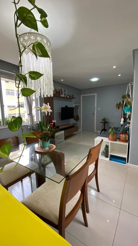 APARTAMENTO NASCENTE 2 QUARTOS DEPENDÊNCIA COMPLETA GARAGEM À VENDA NA BARRA! Rua Comendador Bernardo Catarino Salvador - 