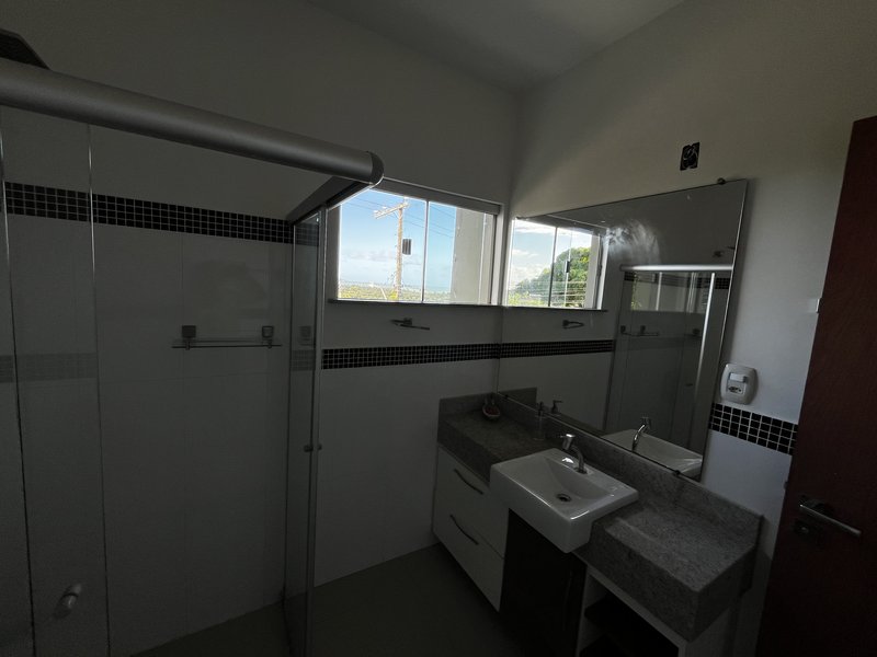 Casa com vista mar / 3 dormitórios / Bairro Parracho Arraial D’Ajuda Rua beija flor  Porto Seguro - 
