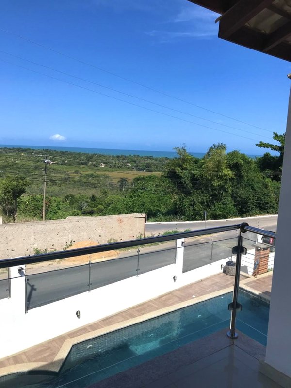 Casa com vista mar / 3 dormitórios / Bairro Parracho Arraial D’Ajuda Rua beija flor  Porto Seguro - 