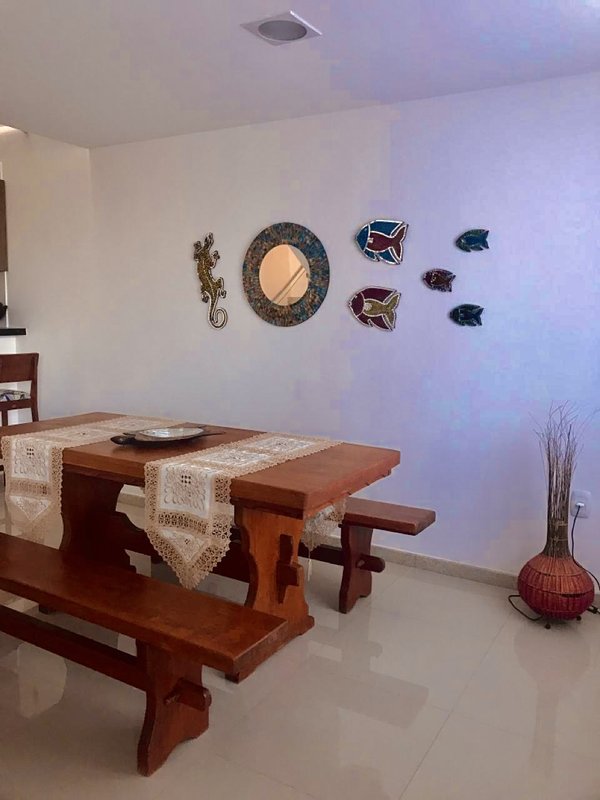 Casa com vista mar / 3 dormitórios / Bairro Parracho Arraial D’Ajuda Rua beija flor  Porto Seguro - 