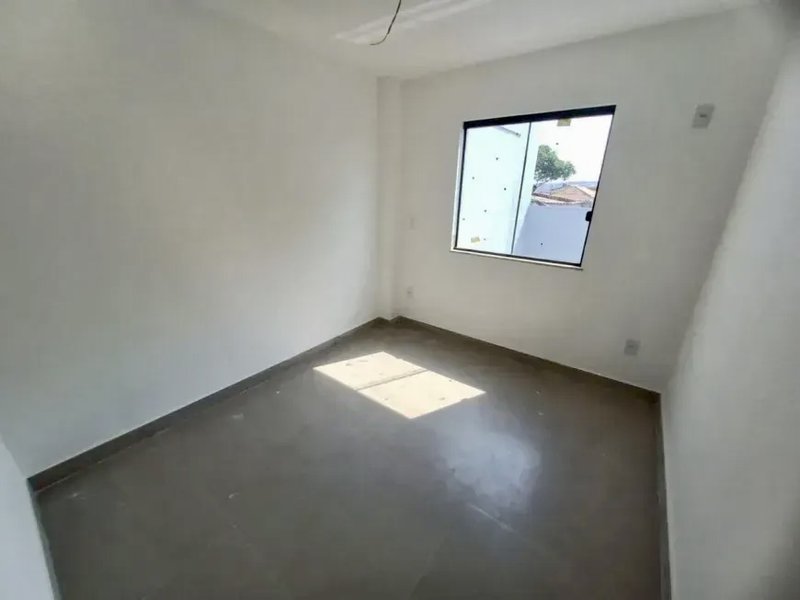 Casa a venda no Bairro Rio Branco - 2 quartos com suíte - Belo Horizonte - 