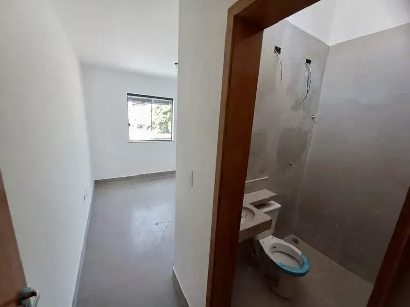 Casa a venda no Bairro Rio Branco - 2 quartos com suíte - Belo Horizonte - 