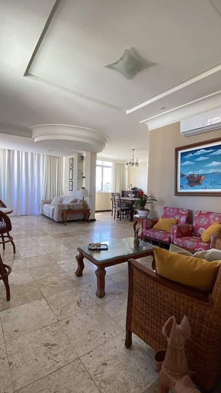 APARTAMENTO VISTA MAR 3 QUARTOS SUÍTE VARANDA 1 GARAGEM COBERTA À VENDA NA BARRA! Rua Marquês de Caravelas Salvador - 