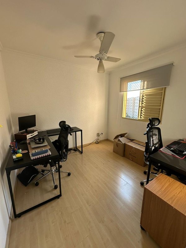 Apartamento à Venda no Condomínio Plaza das Flores, Região do Swiss Park Rua Doutor Herculano Gouvea Neto Campinas - 
