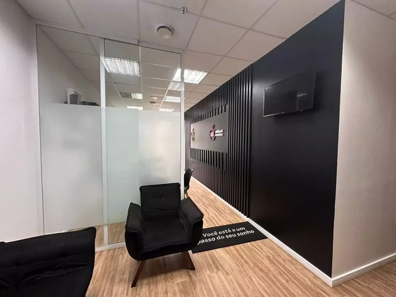 VENDE-SE CONJUNTO COMERCIAL 70M2 - 2 VAGAS - PRONTO PARA SUA EMPRESA!! Avenida Doutor Chucri Zaidan São Paulo - 