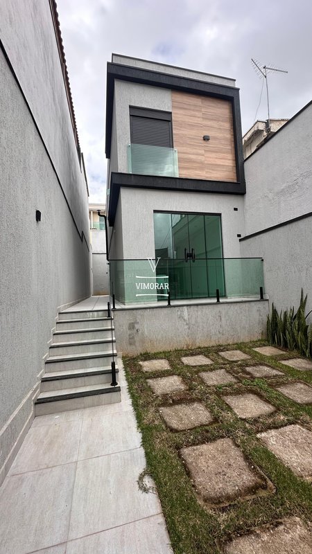 Sobrado 2 suítes + 2 vagas de garagem - Itaquaquecetuba - 
