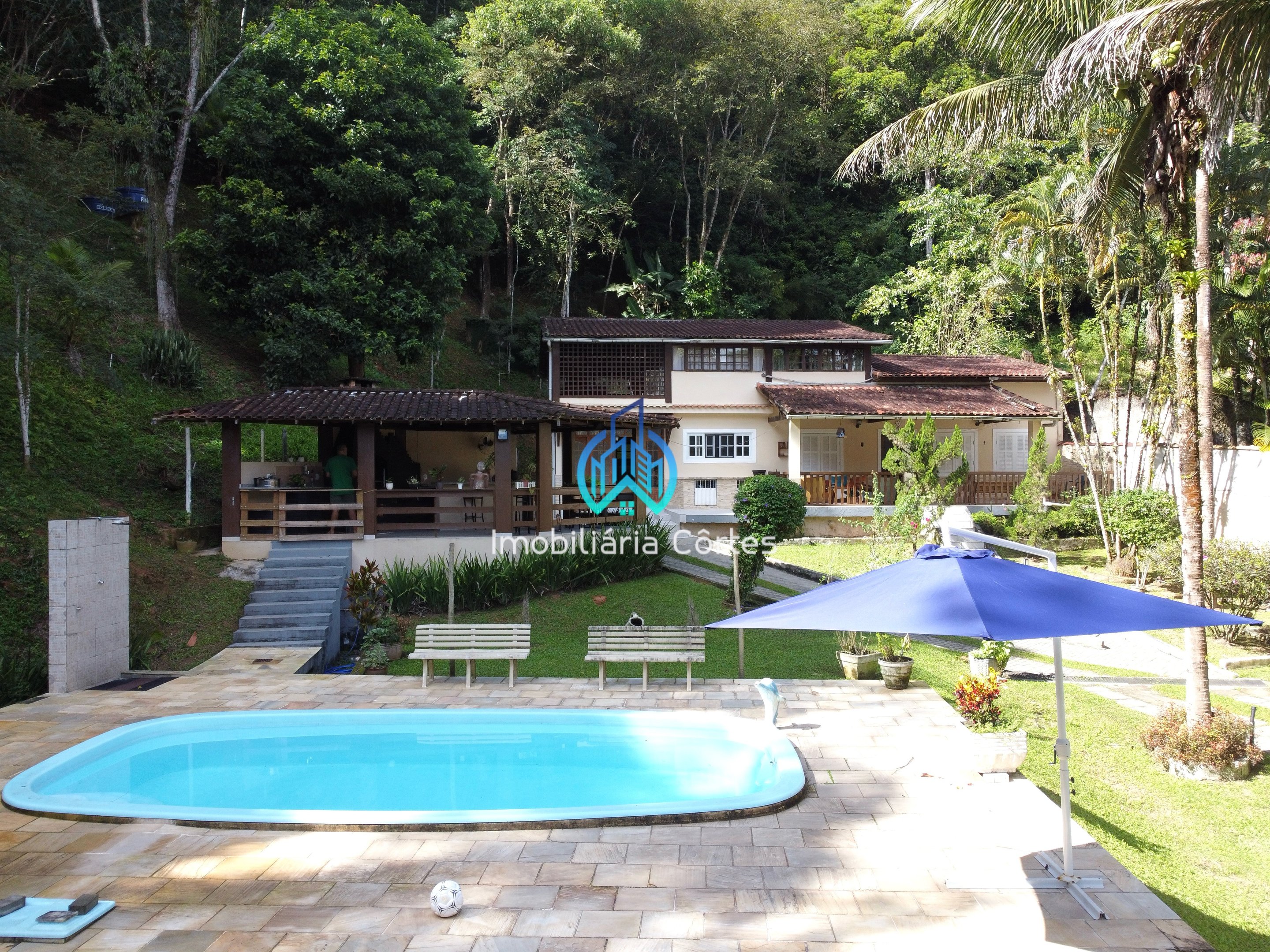 Sítio à venda com 7 quartos, 450m² - Foto 1