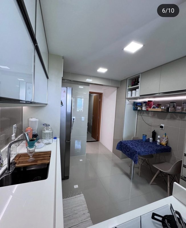 4 quartos (2 suítes). 136m². Varanda. Nascente. Andar alto. 2 vagas de garagem Rua Luiz de Faria Barbosa Recife - 