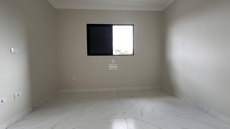 Sobrado 2 dormitórios + 4 vagas de garagem - Guarulhos - 