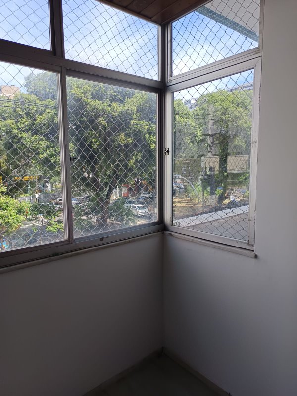 APARTAMENTO 3 QUARTOS SUÍTE VARANDA NASCENTE GARAGEM ELEVADOR À VENDA NA GRAÇA! Largo da Graça Salvador - 