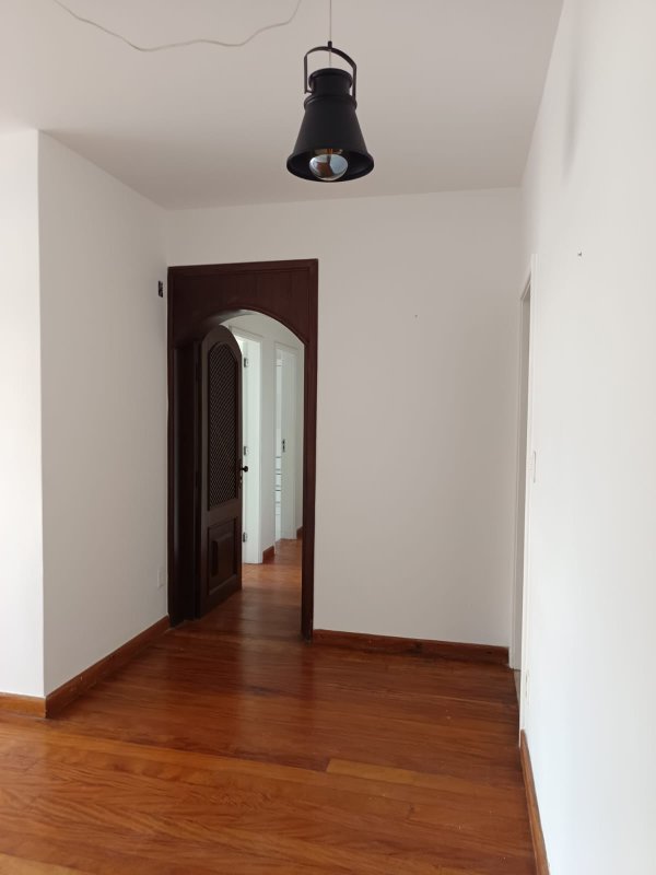 APARTAMENTO 3 QUARTOS SUÍTE VARANDA NASCENTE GARAGEM ELEVADOR À VENDA NA GRAÇA! Largo da Graça Salvador - 