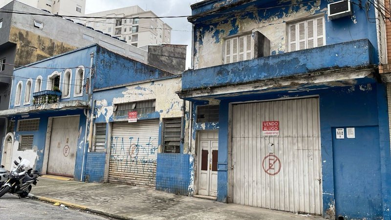 Imóvel Comercial no Cambuci com 1630m² Rua Alexandre Levi São Paulo - 