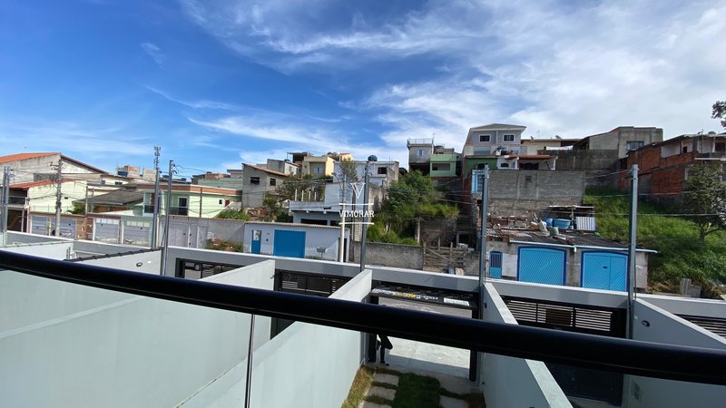 Sobrado 2 dormitórios + 2 vagas de garagem - Itaquaquecetuba - 