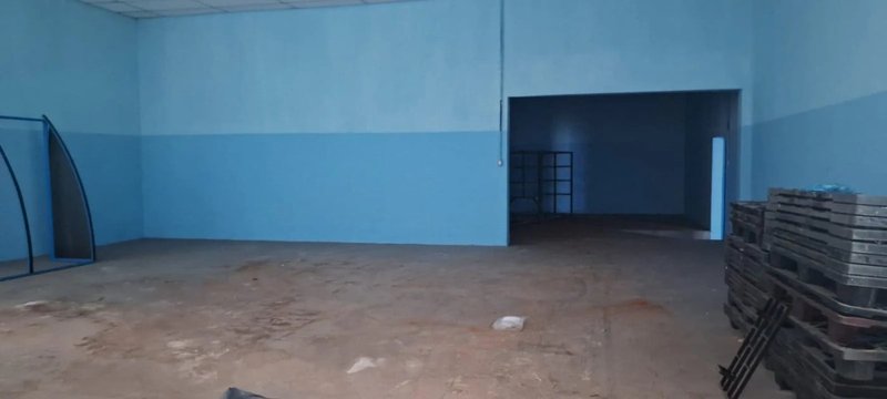 Imóvel Comercial no Sacomã com 810m² Rua Elba São Paulo - 