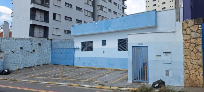 Imóvel Comercial no Sacomã com 810m² Rua Elba São Paulo - 