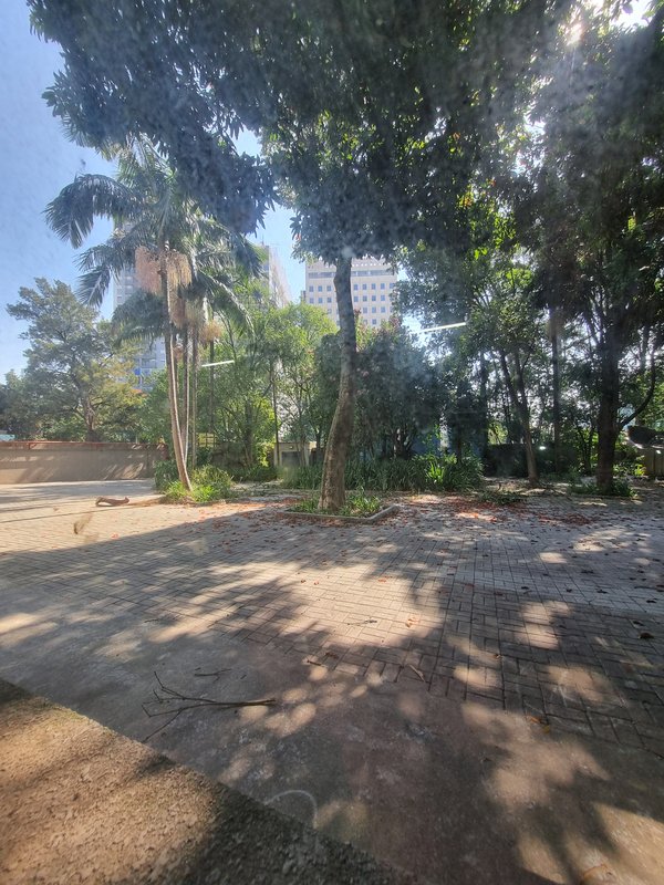 ALUGA-SE GALPÃO - 2 PISOS - 4.500M2 - 10 MINUTOS DA ESTAÇÃO DO TREM - TOLTALMENTE NOVO!! Rua Antônio Fidélis São Paulo - 