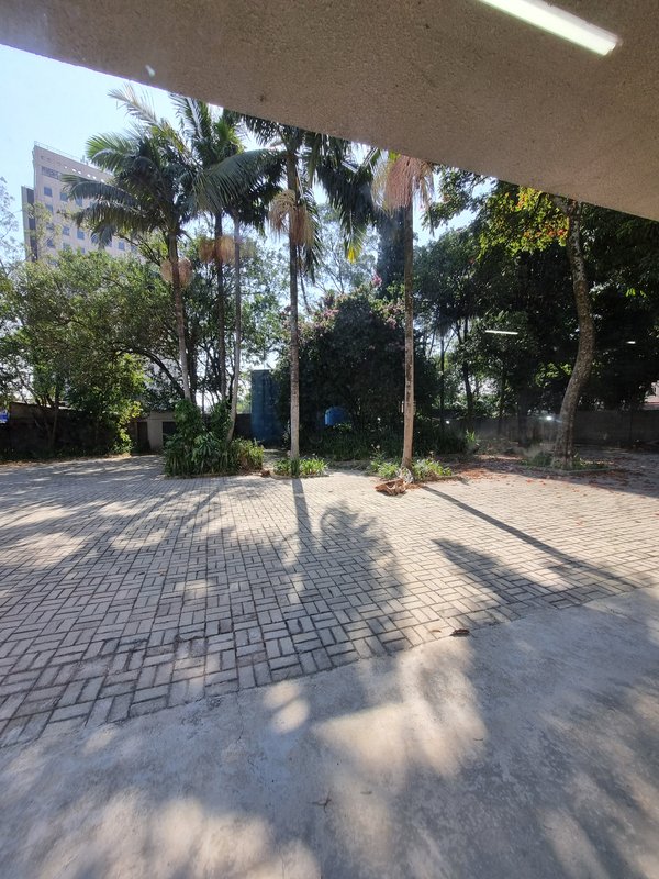 ALUGA-SE GALPÃO - 2 PISOS - 4.500M2 - 10 MINUTOS DA ESTAÇÃO DO TREM - TOLTALMENTE NOVO!! Rua Antônio Fidélis São Paulo - 