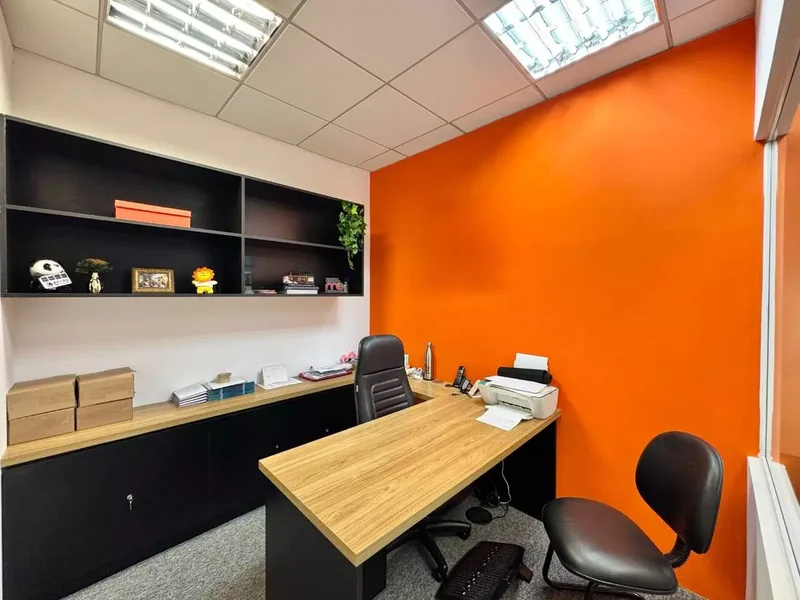 VENDE-SE CONJUNTO COMERCIAL 67M2 - 2 VAGAS - PRONTO PARA SUA EMPRESA!! Avenida Doutor Chucri Zaidan São Paulo - 