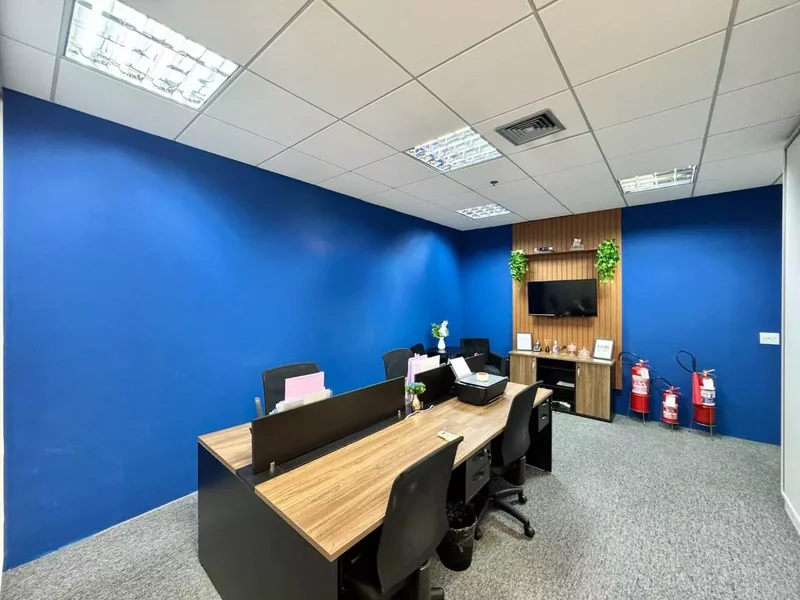 VENDE-SE CONJUNTO COMERCIAL 67M2 - 2 VAGAS - PRONTO PARA SUA EMPRESA!! Avenida Doutor Chucri Zaidan São Paulo - 