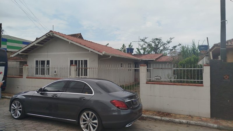 Casa de Alvenaria Bairro Joaia SC rua Dionisio Jose Venzon Tijucas - 