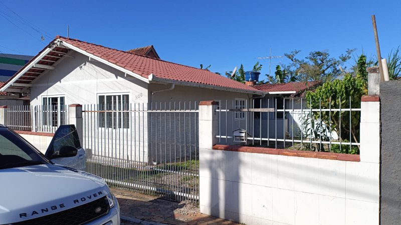 Casa de Alvenaria Bairro Joaia SC rua Dionisio Jose Venzon Tijucas - 